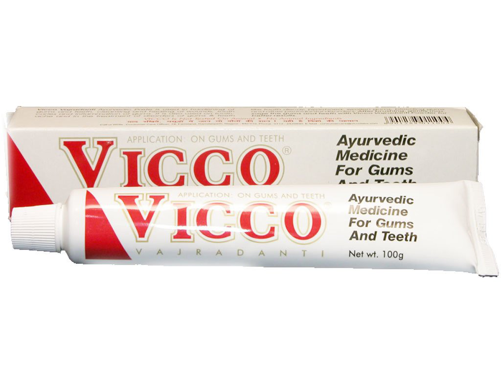 Vicco Vajradanti Toothpaste (200g) - Sale Item [BBD: 31 January 2024]